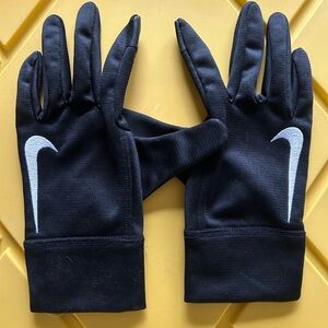 Nike gloves